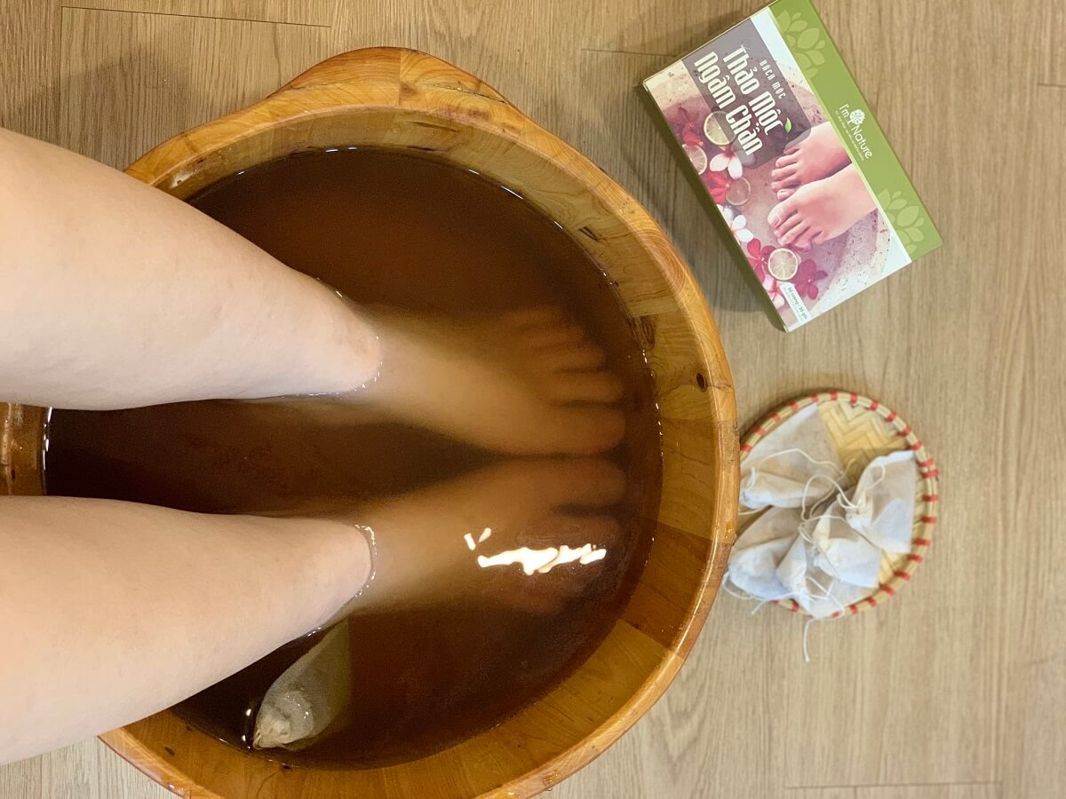 Đối tượng sử dụng Thảo mộc ngâm chân Bách Mộc